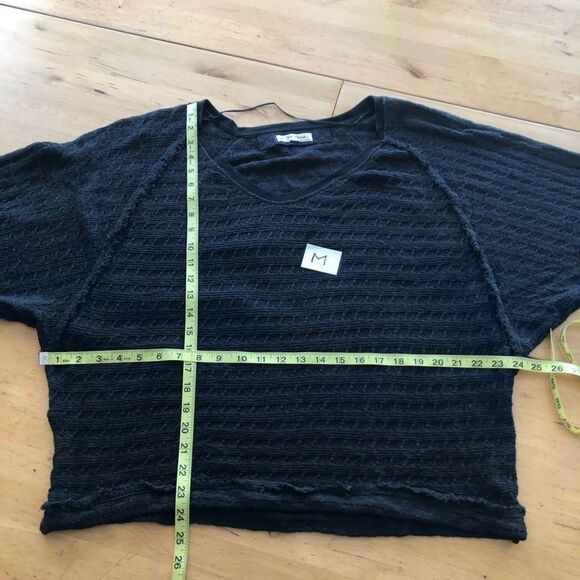 Free People Thien's Hacci Top Sizes XS & M - Picture 13 of 14